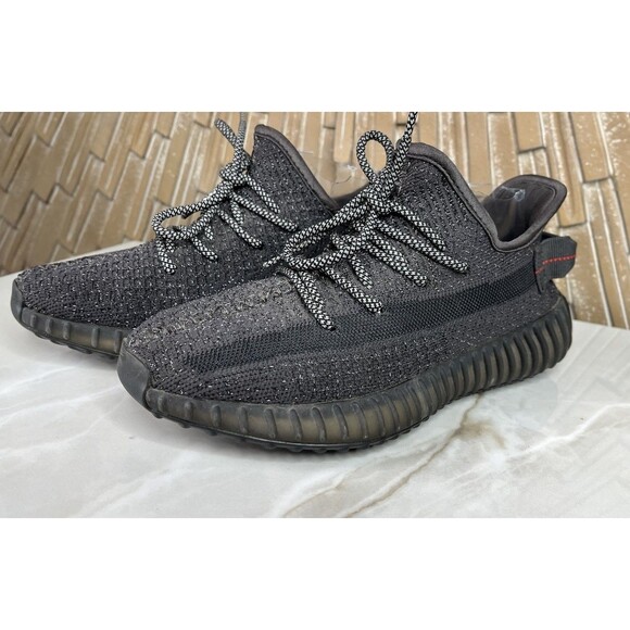Sneakers Yeezy Fu9007 Adidas Yeezy Boost 350 V2 Men Sz Black Reflective  FU9007 Shoes